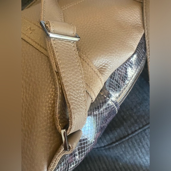 New Hammitt Backpack - Hunter Medium Olivine snake-embossed leather - Picture 7 of 12